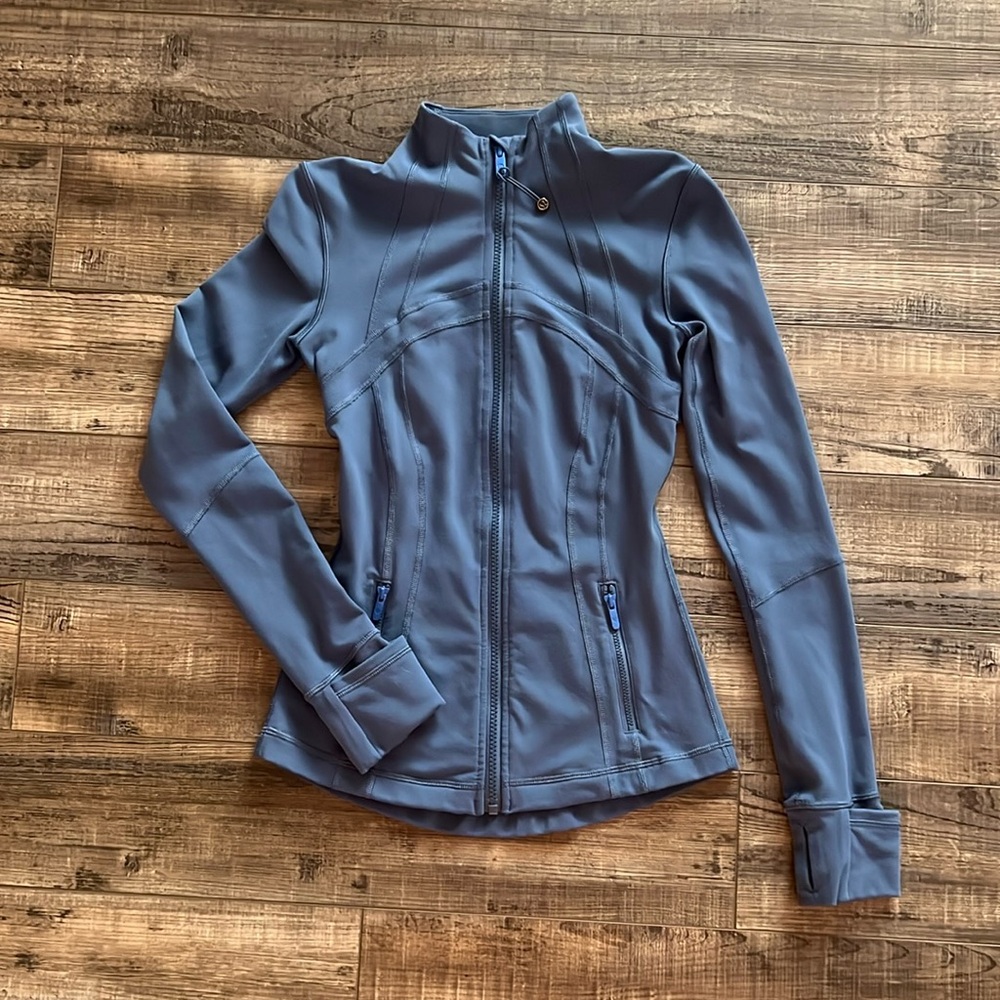 Lululemon Define Jacket size 2 like new